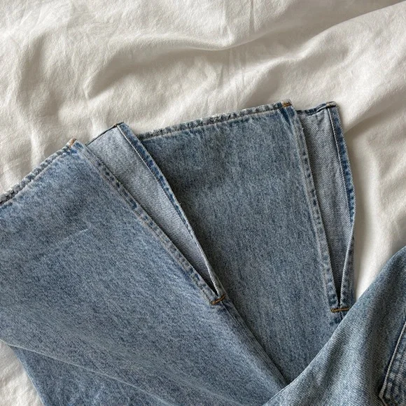 Denim Forum Light Blue Straight Leg Women's Jeans - Picture 3 of 4